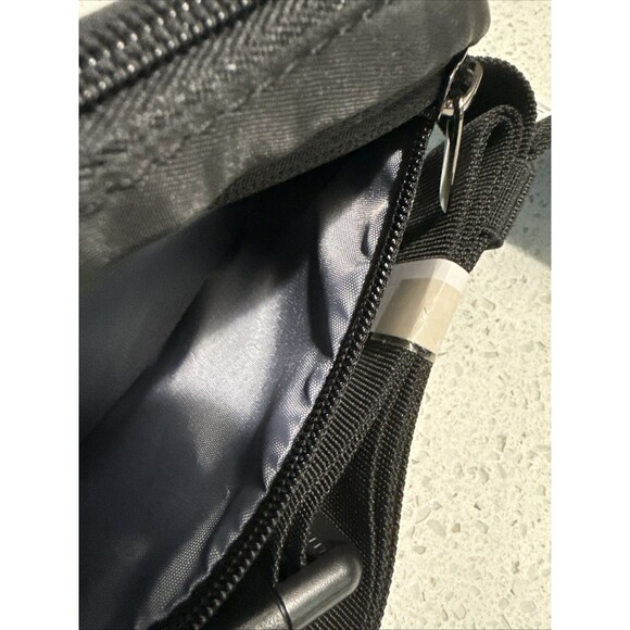 Aeroloft Ray Ban Meta Anywhere Belt Shoulder Waist Bag Travel Unisex Black NWT - Picture 4 of 9